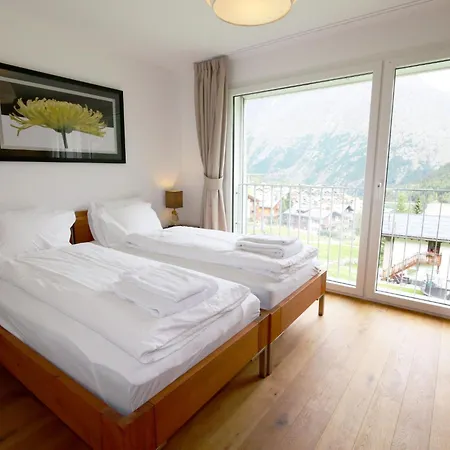Hollywood 3 Appartement-fewo- Bad- Wc- 3 Schlafraeume 6-bettwohnung By Interhome Appartamento
