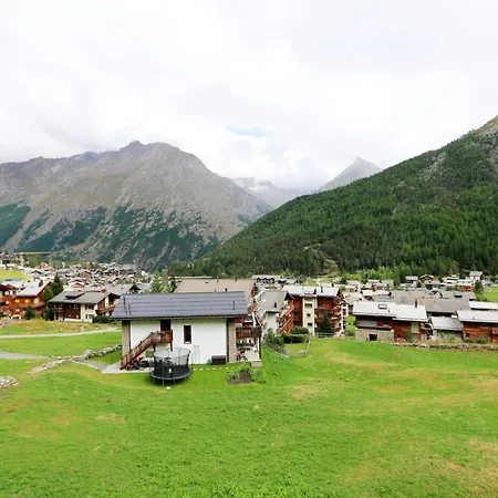 Hollywood 3 Appartement-fewo- Bad- Wc- 3 Schlafraeume 6-bettwohnung By Interhome Appartamento Saas-Fee