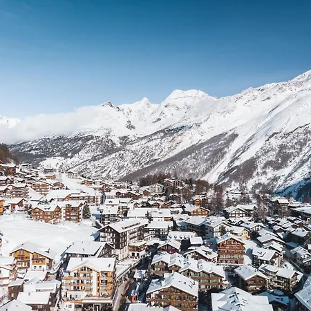 Hollywood 3 Appartement-fewo- Bad- Wc- 3 Schlafraeume 6-bettwohnung By Interhome Appartamento Saas-Fee