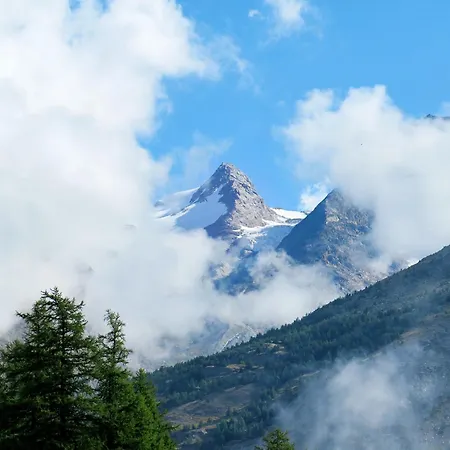 Appartamento Hollywood 3 Appartement-fewo- Bad- Wc- 3 Schlafraeume 6-bettwohnung By Interhome Saas-Fee